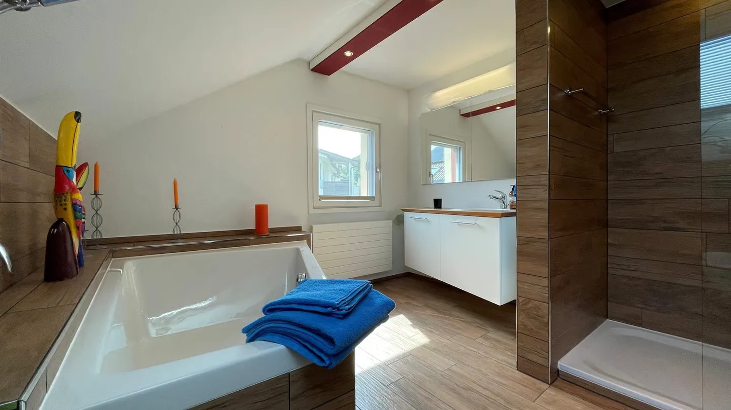 Charming 5.5-room semi-detached house in Kloten - Photo 14 of 20