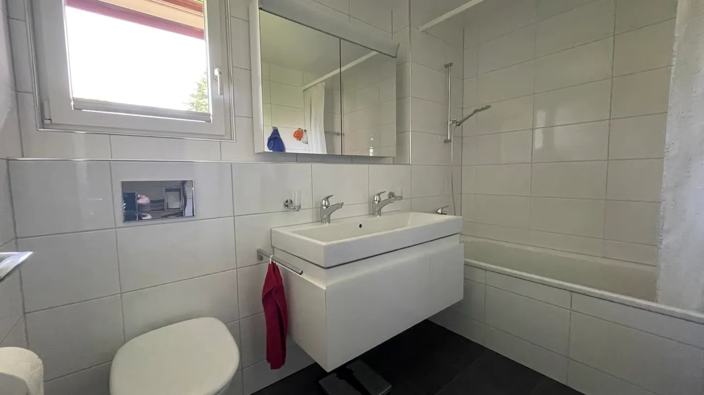 Charming 5.5-room semi-detached house in Kloten - Photo 17 of 20
