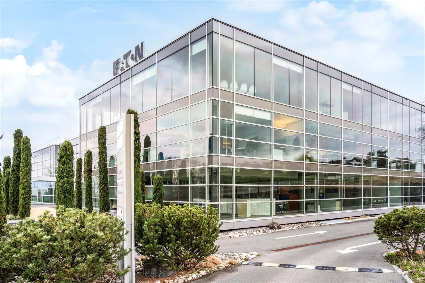 Bureaux aménagés à louer à Morges - Superficie de 266 m2 - Photo 1 sur 12