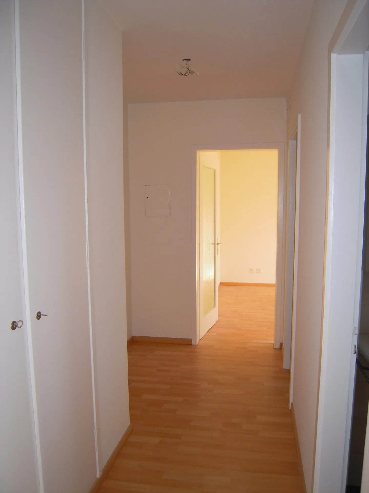 2-room apartment with balcony - Photo 10 of 11