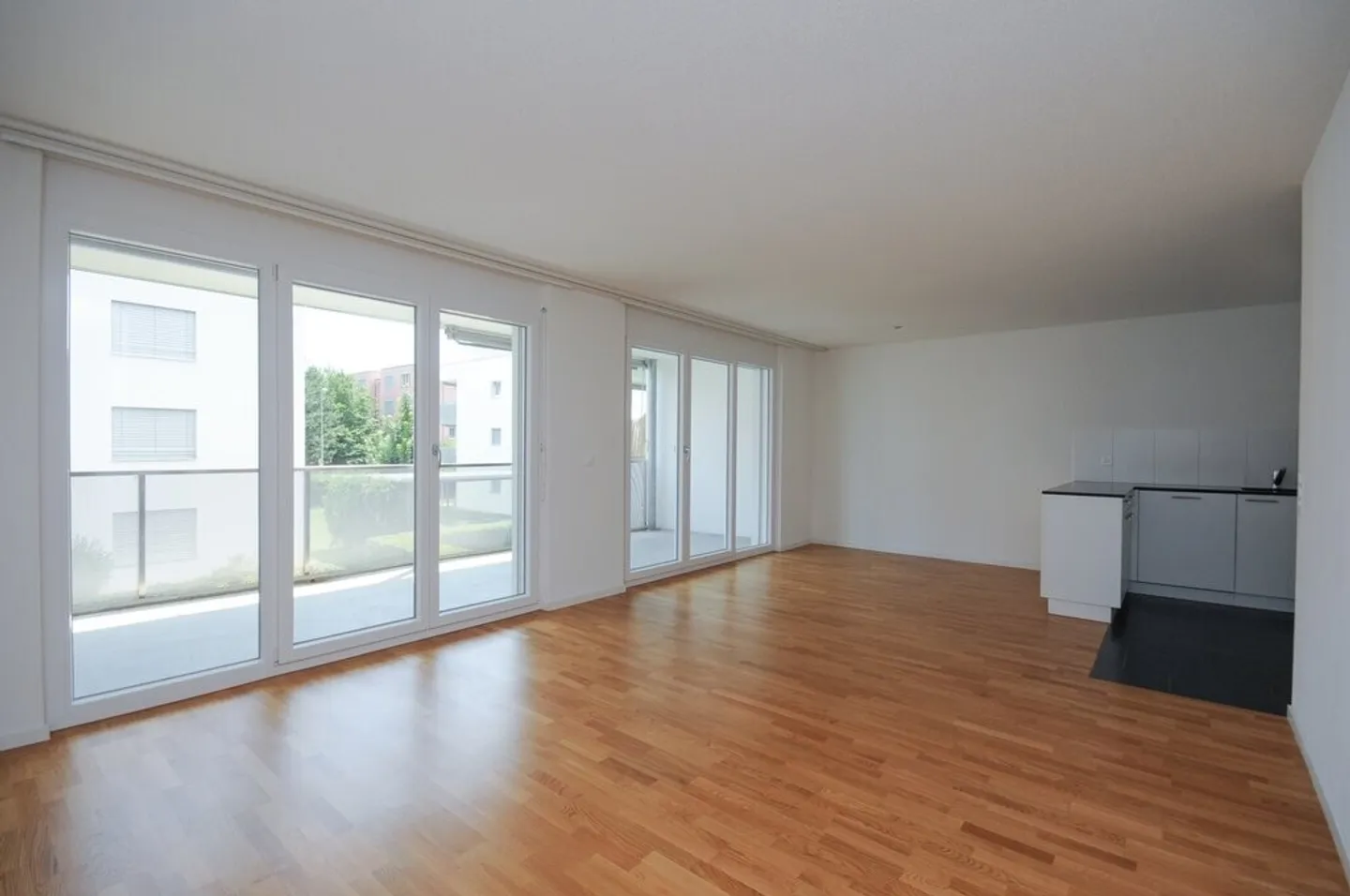 Your Apartment - Your Paradise - Photo 2 of 8