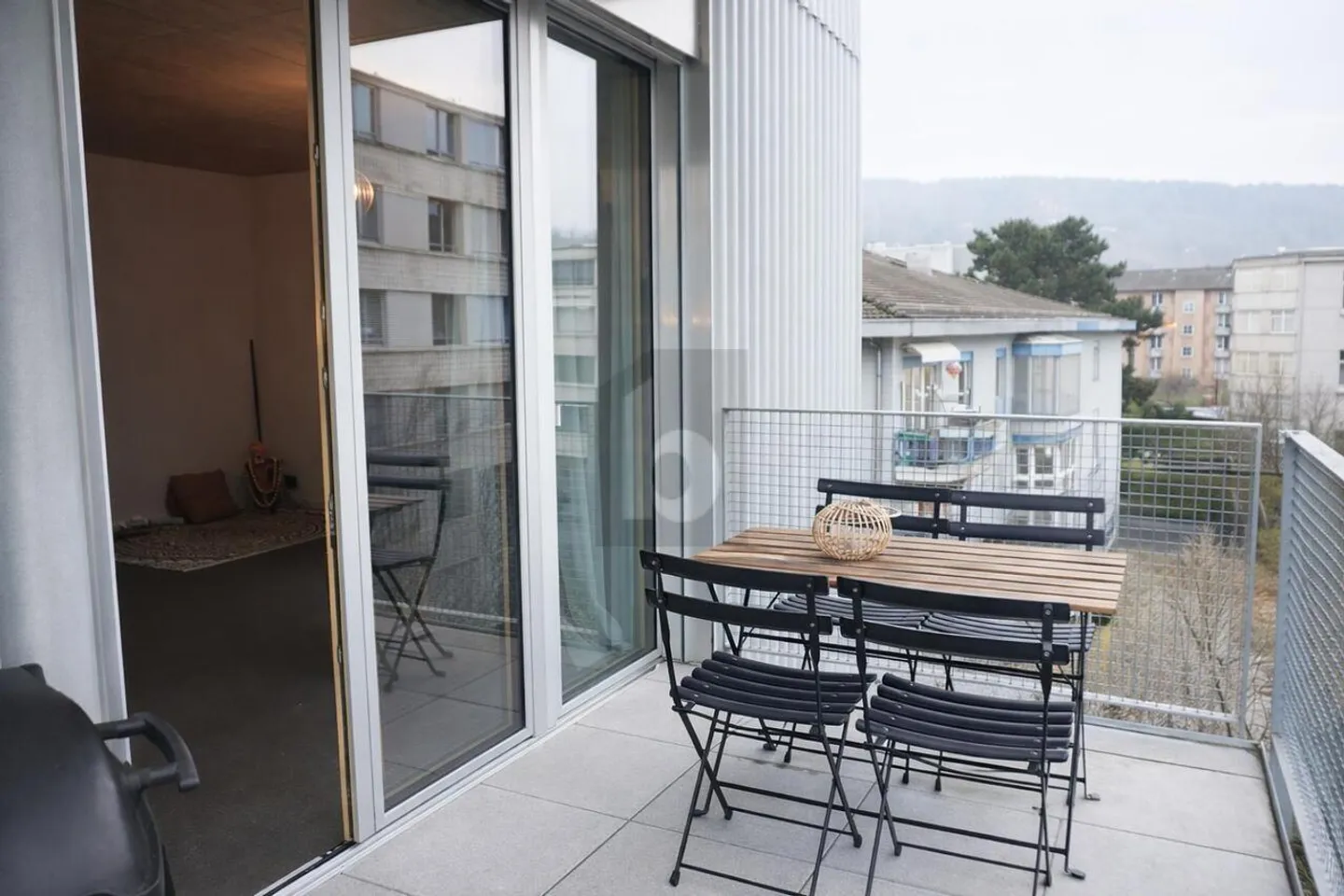 Charming Apartment with Uetliberg View - Photo 4 of 6