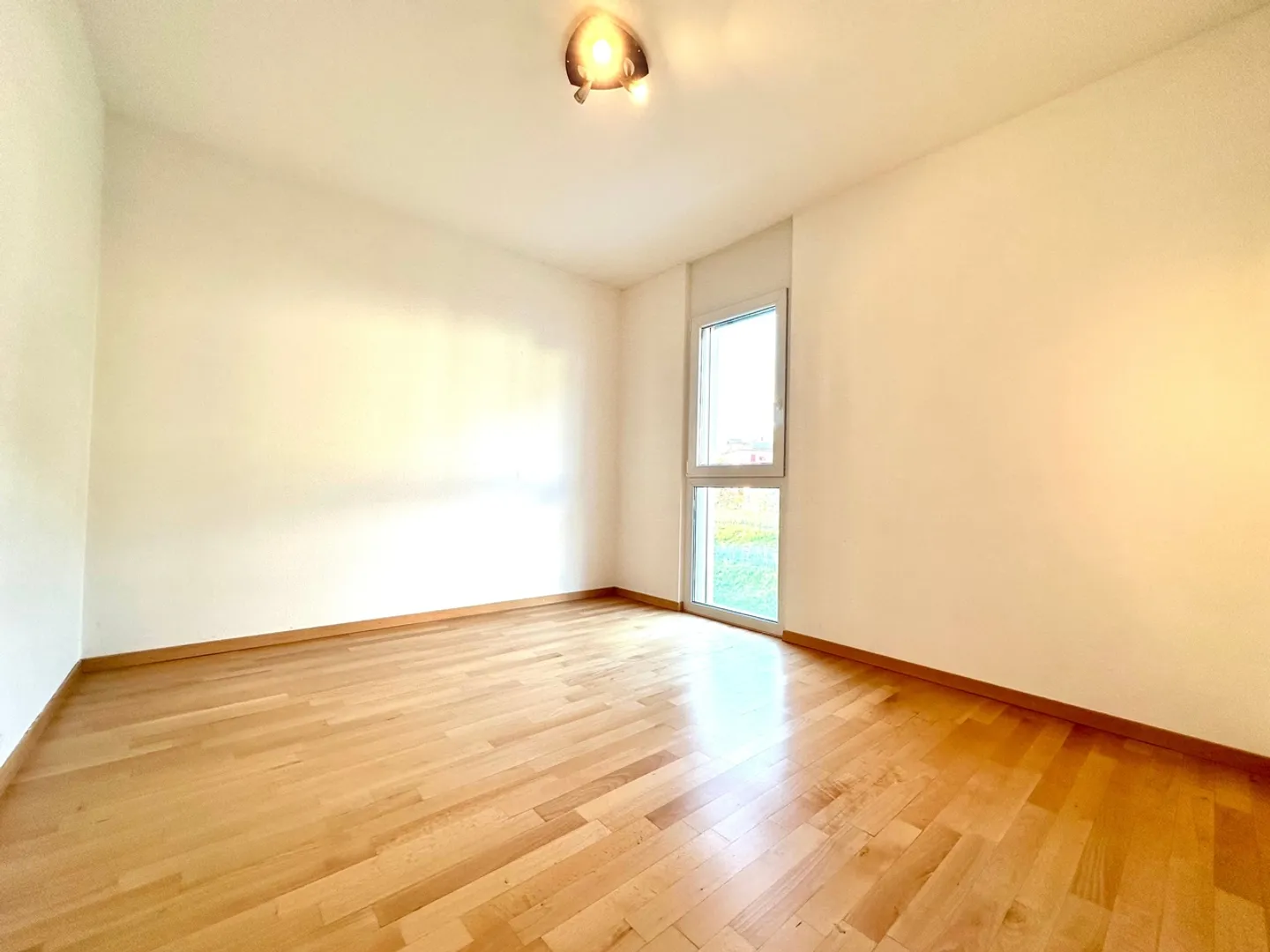 Appartamento moderno in zona tranquilla - Foto 9 di 11