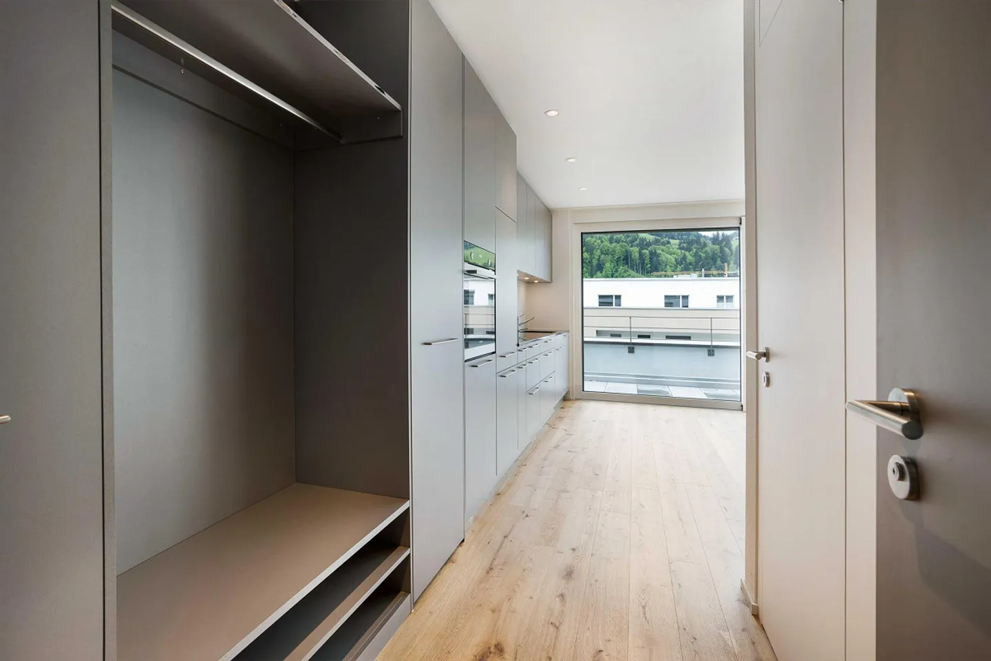 4.5 Room Apartment in Wattwil - Photo 2 of 12