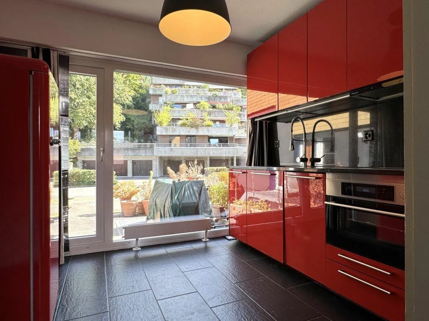 Vie extraordinaire avec loft - Charme industriel et jardin privé - Photo 18 sur 20