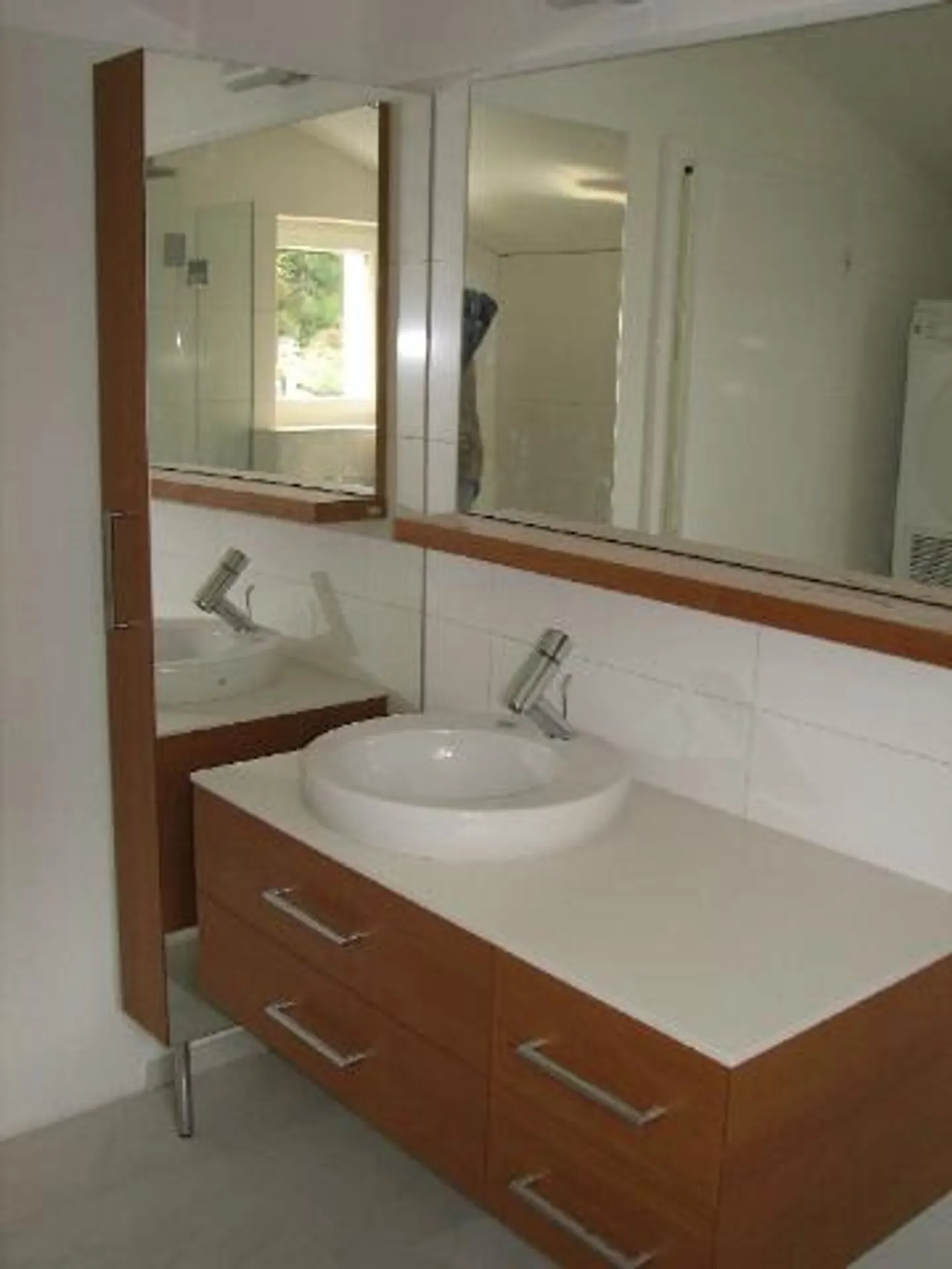 Einmalige 3 1/2 Zimmer Dachwohnung mit Seesicht - Photo 6 sur 7