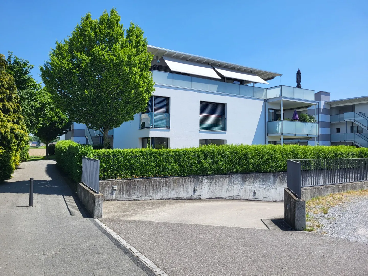 Moderne 2.5-Zimmer-Wohnung mit Terrasse - Photo 9 of 9