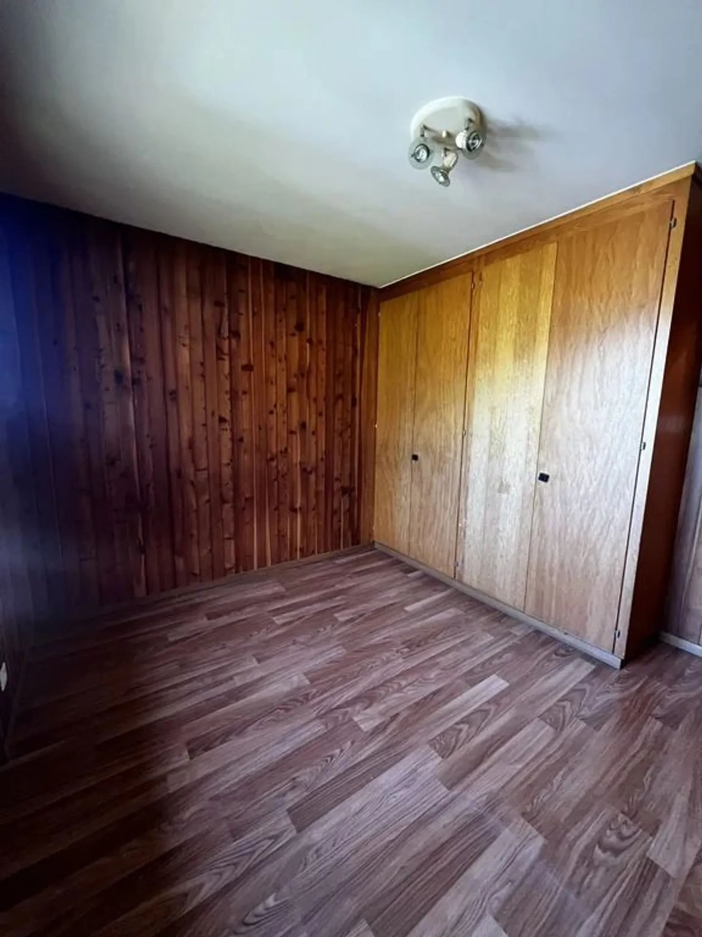 Spacious 5.5 Room Apartment - Photo 6 of 10