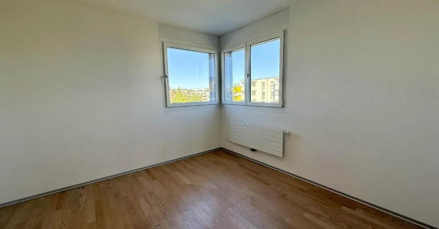 Spacious Apartment with Rooftop Terrace - Photo 9 of 10