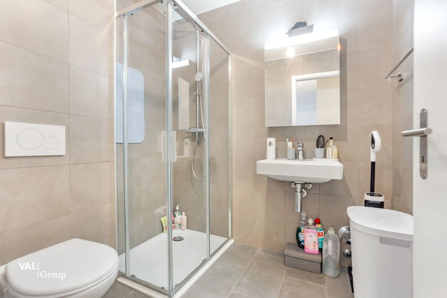 Studio confortable, une opportunité de rendement proche de Sion. - Foto 6 di 8