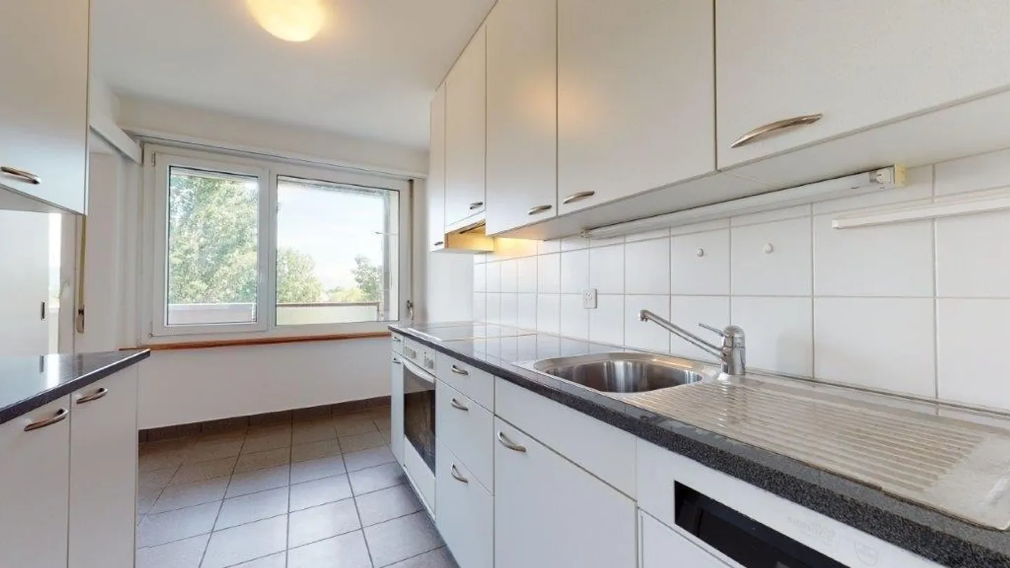 Geräumige Wohnung mit Seesicht - Foto 2 von 7