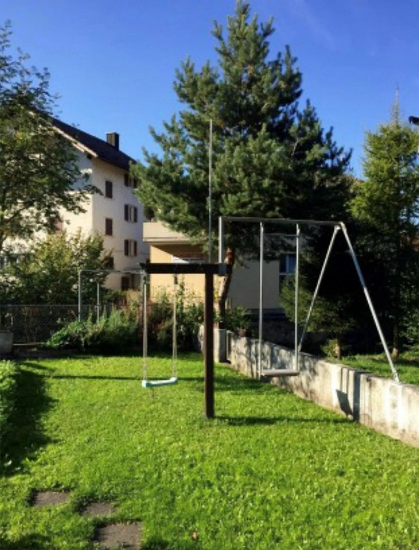 4-room apartment in a 300-year-old wooden house - Photo 9 of 9