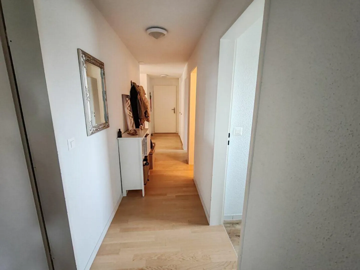 Appartement lumineux de 4,5 pièces - Photo 6 sur 8