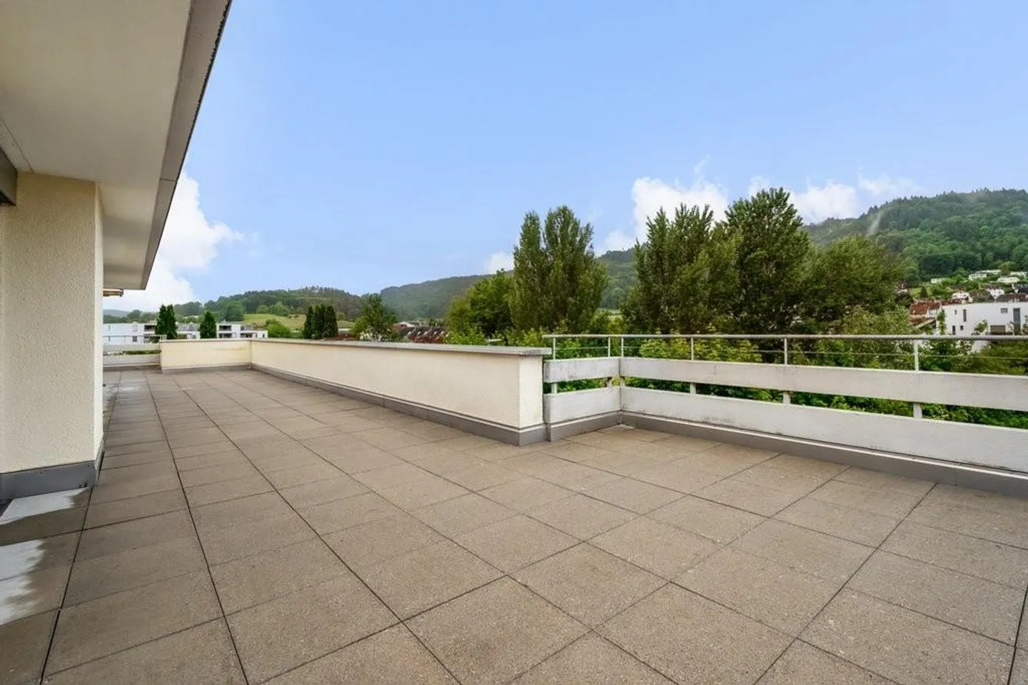 Grosszügige Attikawohnung über den Wolken von Spreitenbach - Photo 7 sur 7