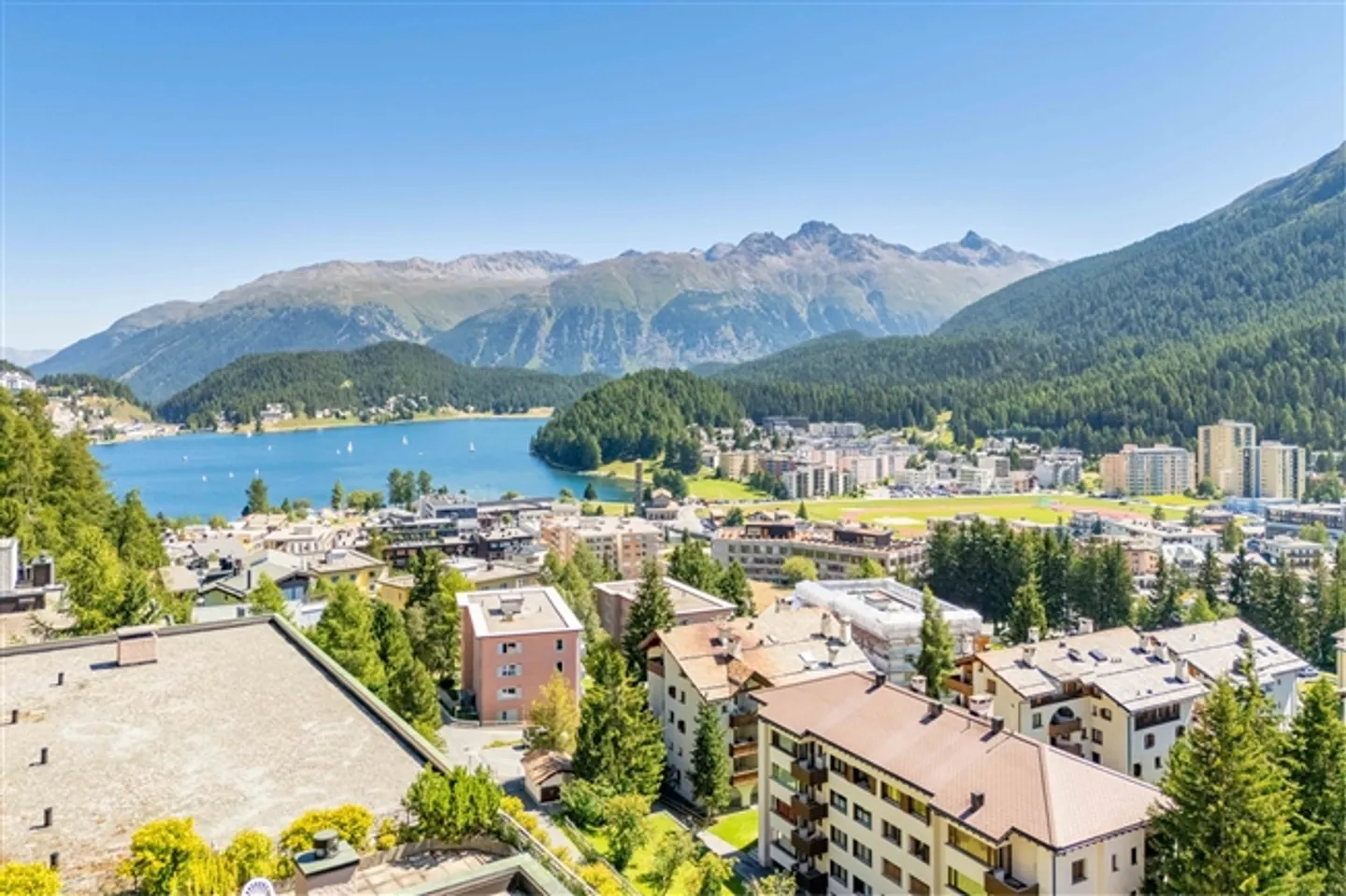 «Stilvolles Alpen-Refugium – renoviertes Studio in Toplage St. Moritz» - Foto 11 von 11