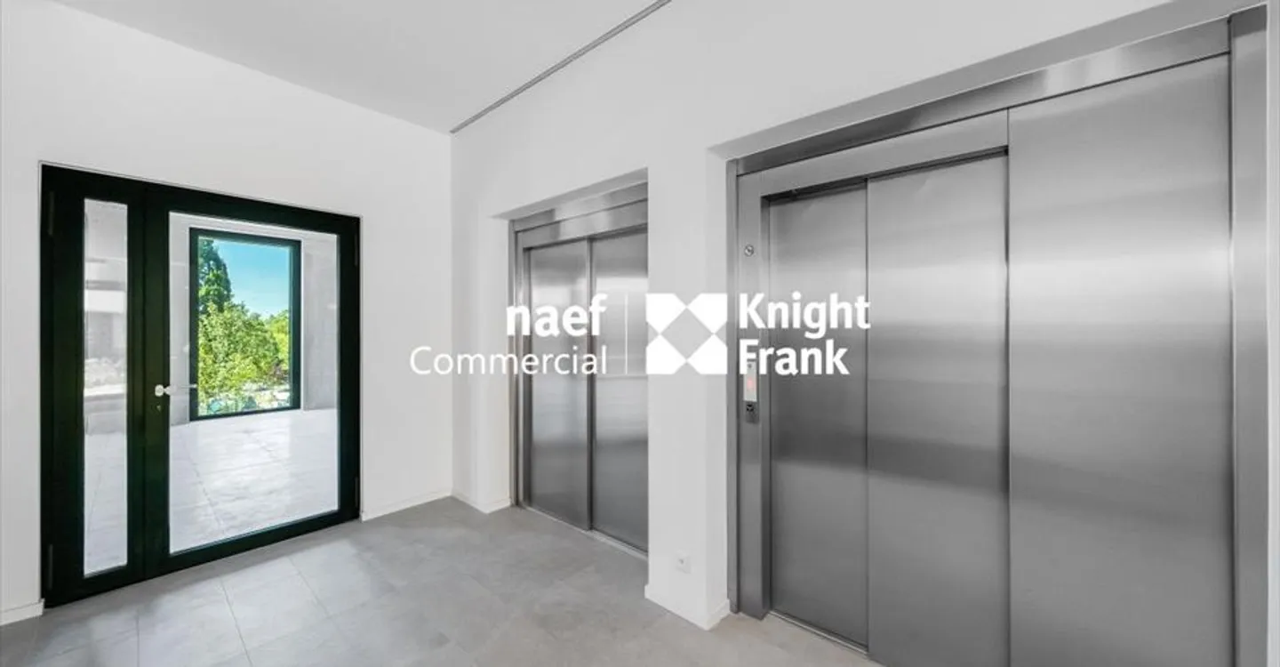 Office space for rent - Photo 3 of 11