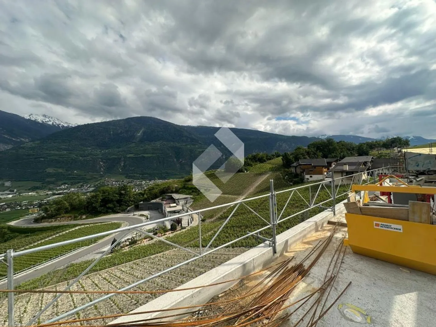 Piccola PPE nei vigneti, attico sotto il tetto - Foto 1 di 13