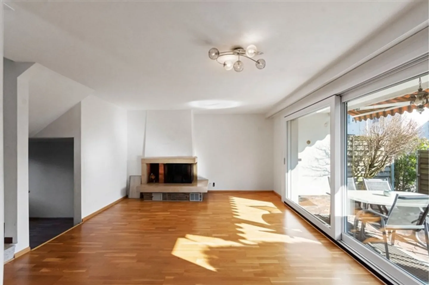 5 Room single house - Photo 3 of 13