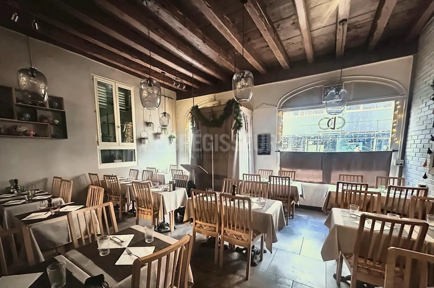 Shop for sale - Photo 2 of 3