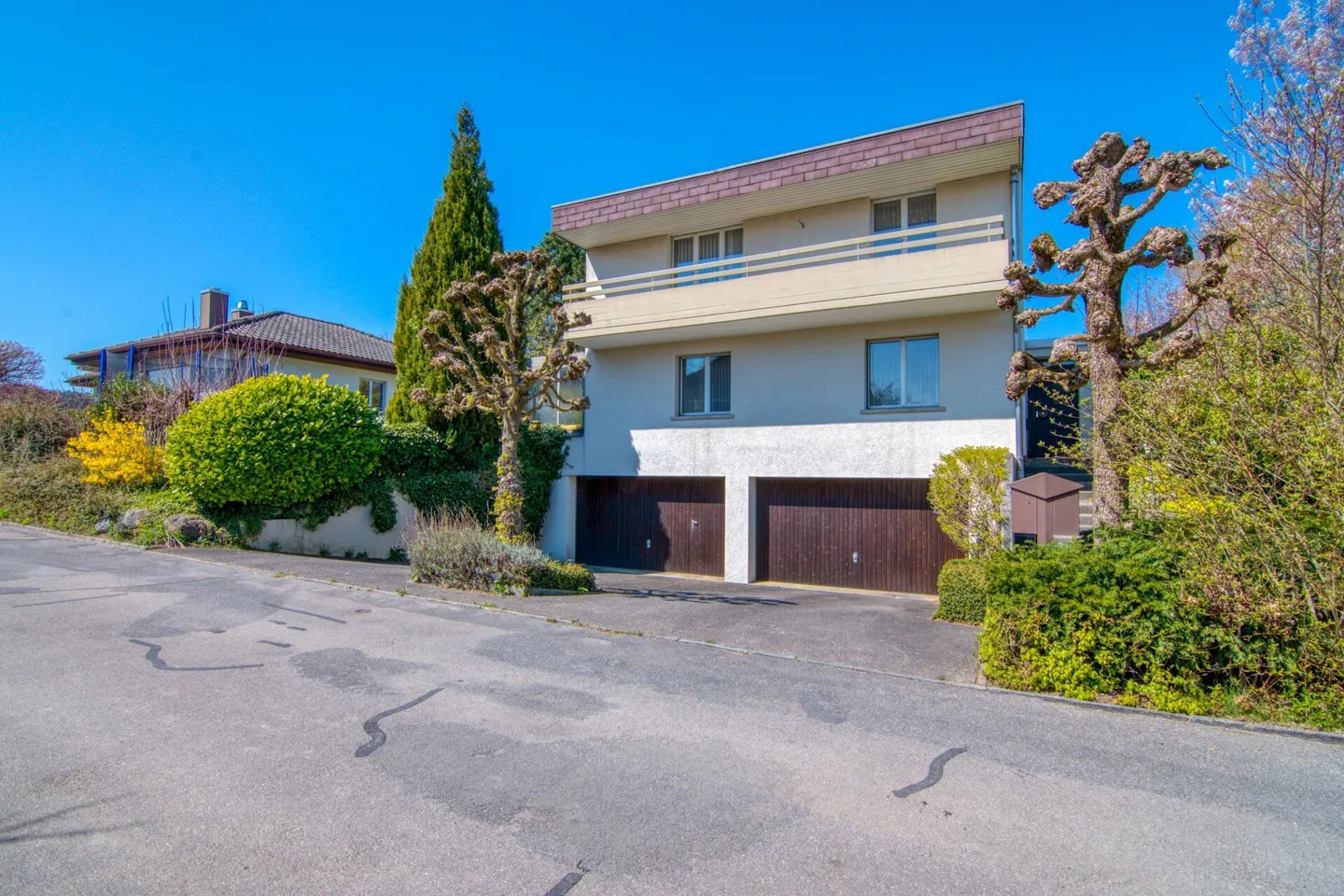 Maison individuelle de 6,5 pièces située au calme à Meikirch avec intimité et espace pour plusieurs véhicules - Photo 34 sur 34