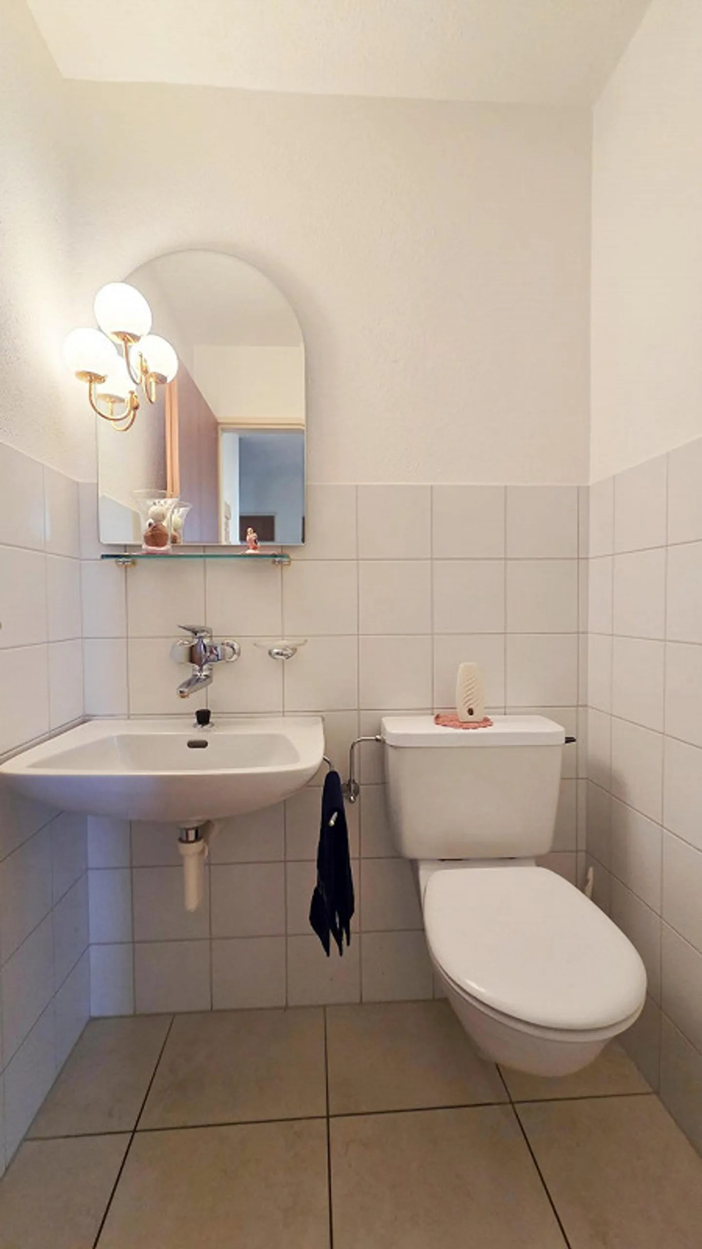 Appartement spacieux de 4 ½ pièces avec vue sur la verdure et deux balcons - Photo 10 sur 22