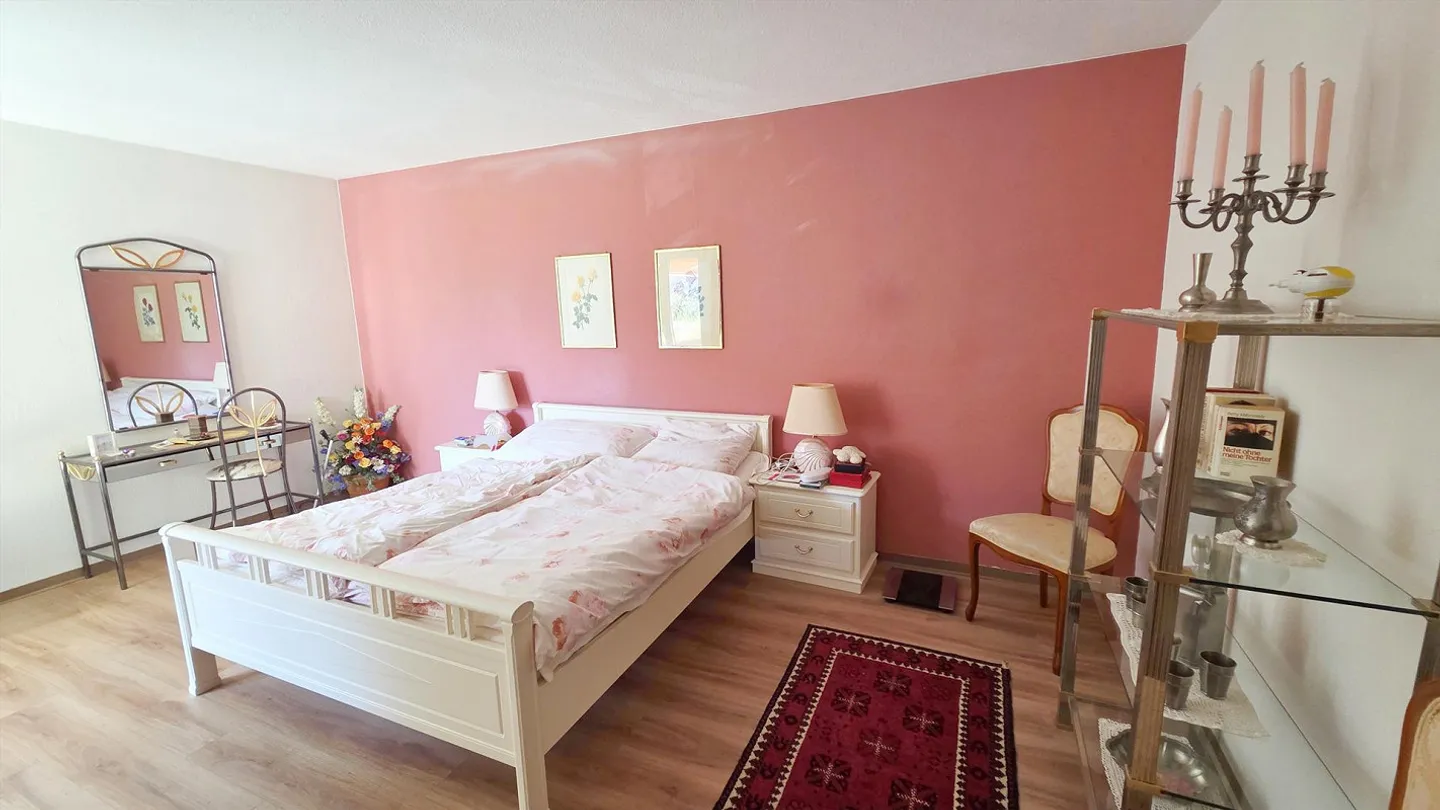 Appartement spacieux de 4 ½ pièces avec vue sur la verdure et deux balcons - Photo 14 sur 22