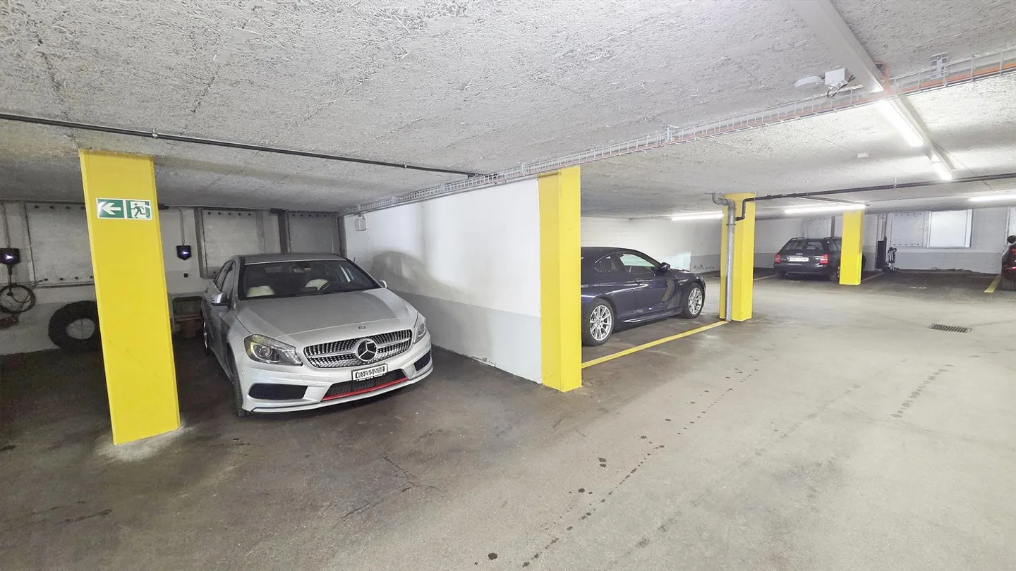 Appartement spacieux de 4 ½ pièces avec vue sur la verdure et deux balcons - Photo 15 sur 22