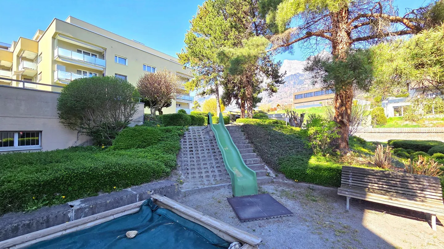 Appartement spacieux de 4 ½ pièces avec vue sur la verdure et deux balcons - Photo 18 sur 22