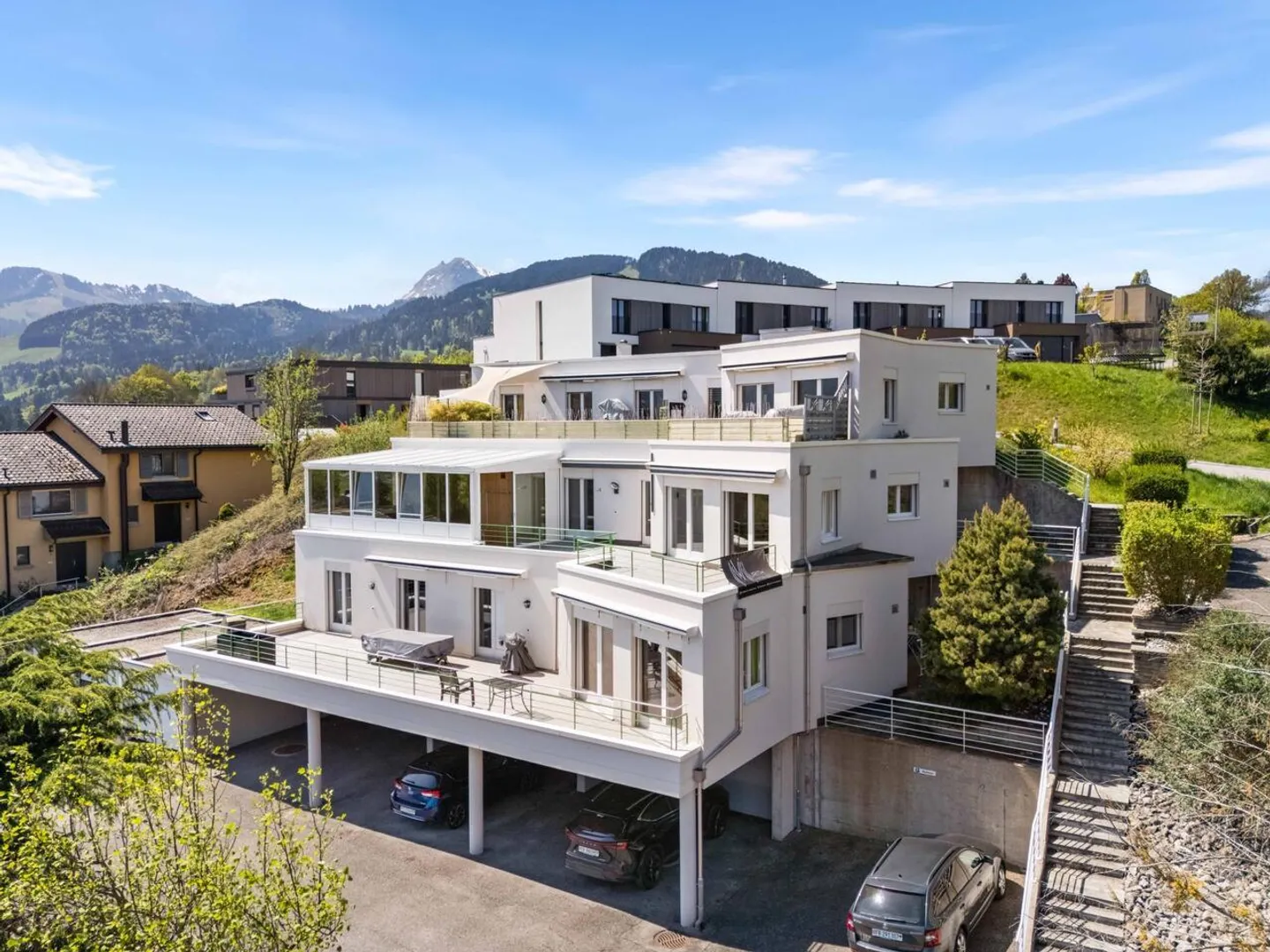 PIAMONT 19, 5,5-Zimmer-Wohnung mit atemberaubendem Blick - Foto 1 von 14