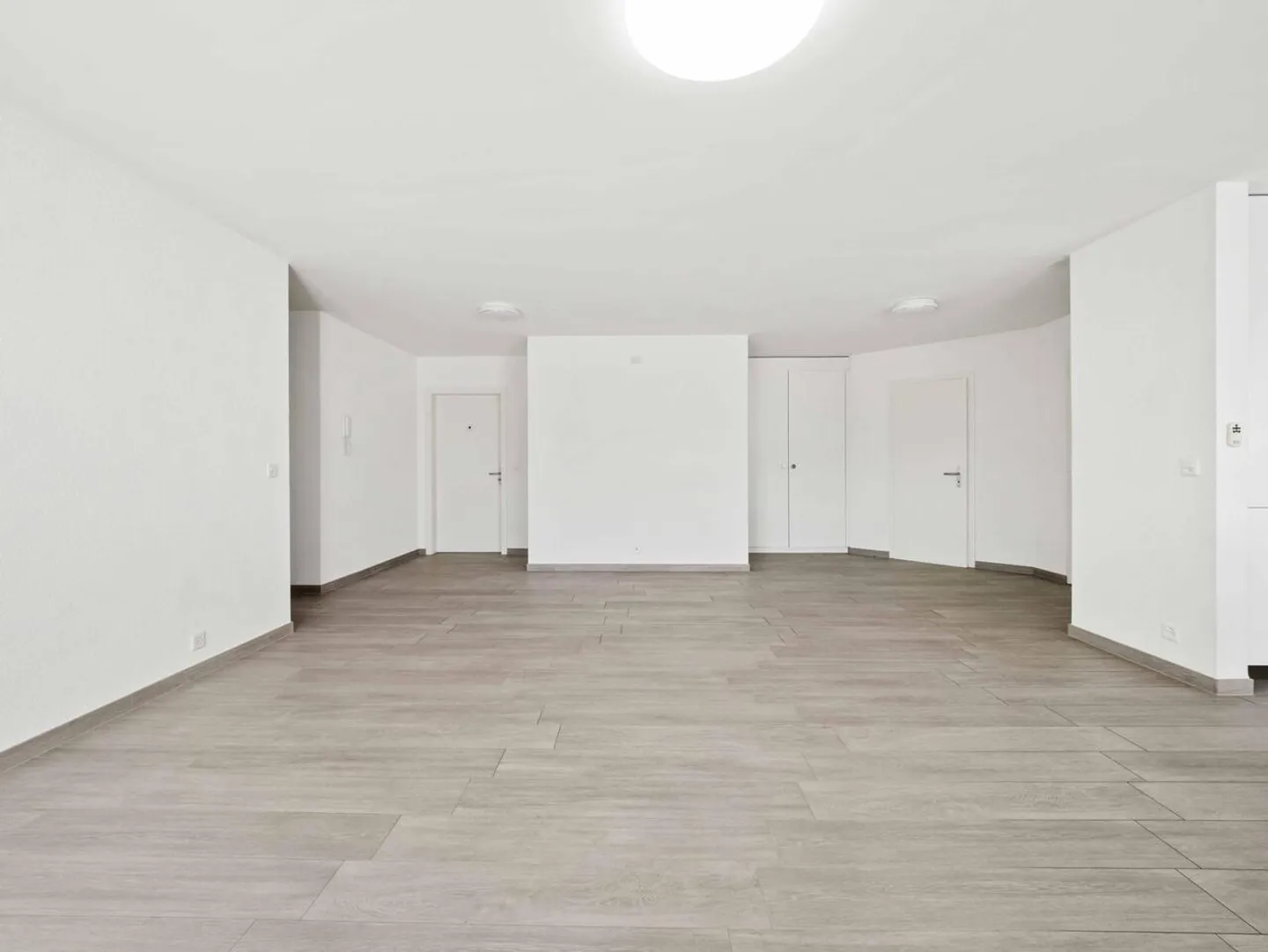 PIAMONT 19, 5,5-Zimmer-Wohnung mit atemberaubendem Blick - Foto 4 von 14