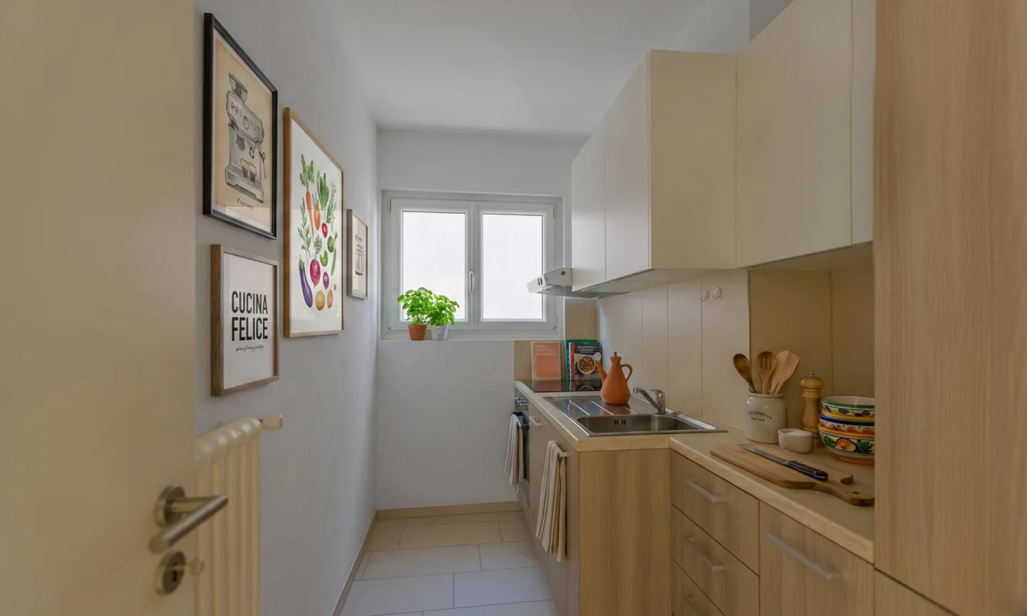 GROSS UND MODERN 3.5 ZIMMER VOLLSTÄNDIG RENOVIERT IN TAVERNE - Foto 3 von 8