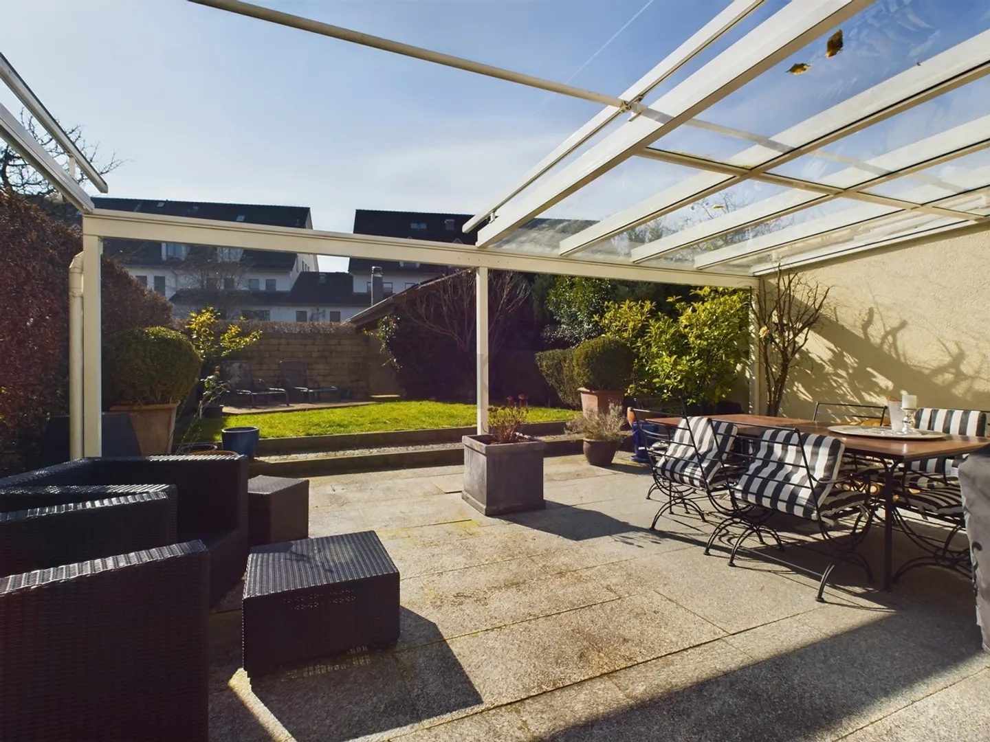 La tua nuova casa con molte possibilità di design: elegante townhouse di 5,5 stanze a Watt (ZH) - Foto 10 di 12