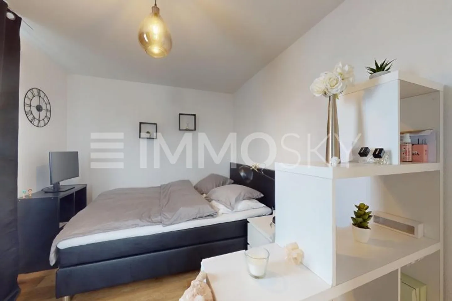 Family duplex close to all amenities - Photo 6 of 10