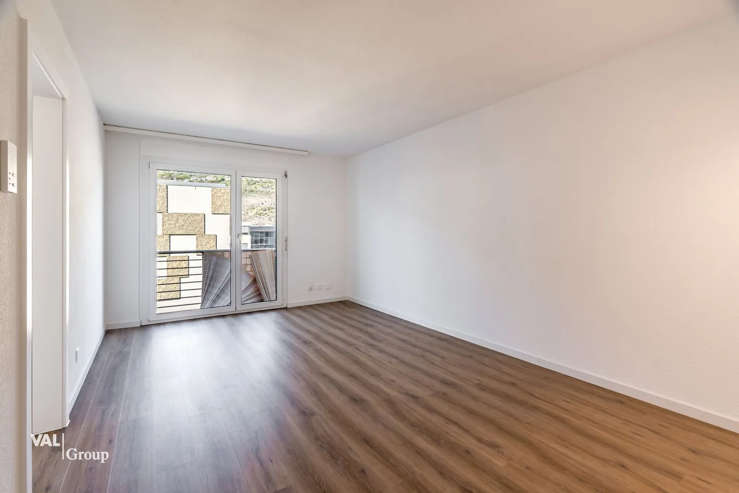 Appartement attrayant de 2,5 pièces dans un emplacement privilégié à Visp - idéal comme bien d'investissement ou résidence principale - Photo 5 sur 12