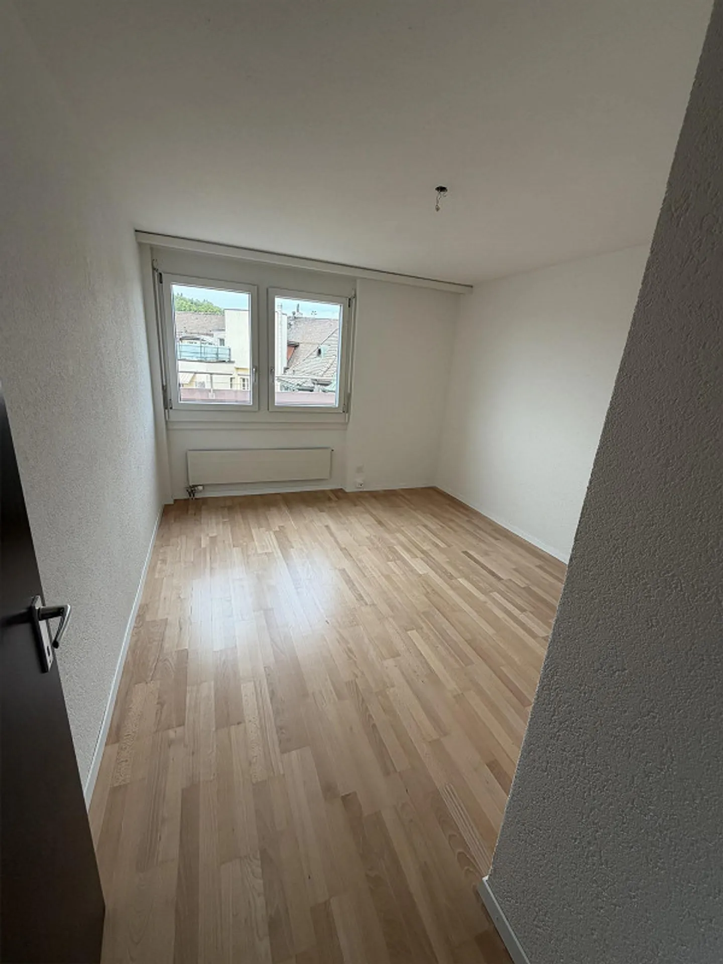 Beautiful and bright 4.5 room apartment in the center of Herisau - Photo 10 of 15