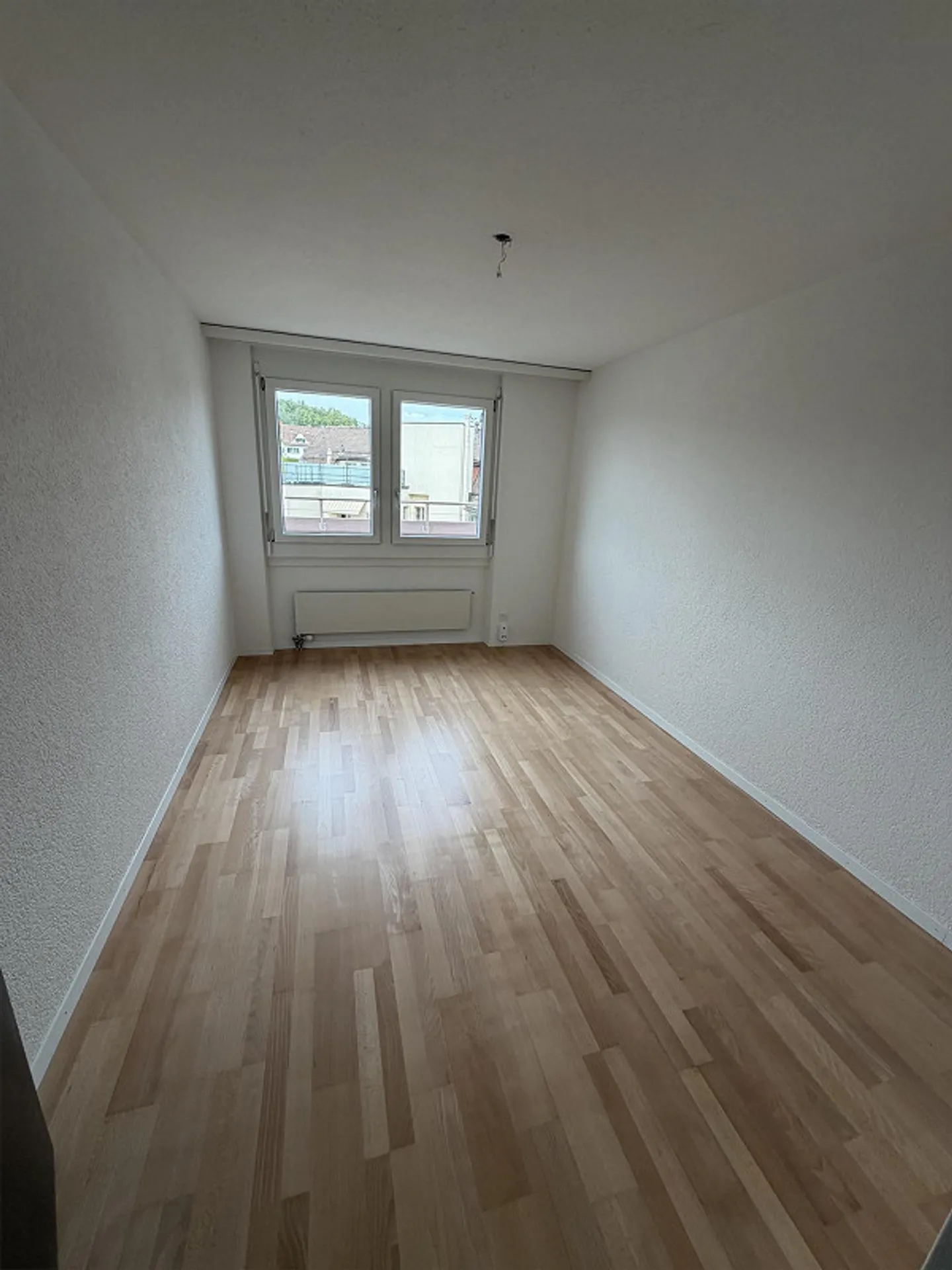Beautiful and bright 4.5 room apartment in the center of Herisau - Photo 11 of 15