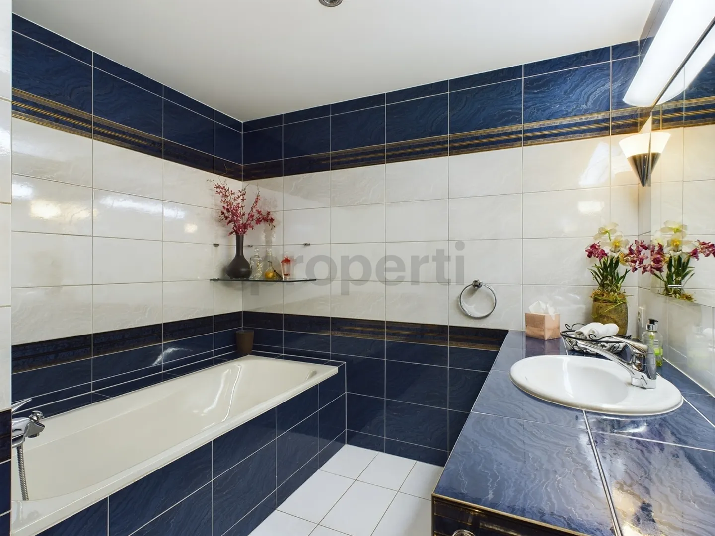 La tua nuova casa con molte possibilità di design: elegante townhouse di 5,5 stanze a Watt (ZH) - Foto 8 di 12