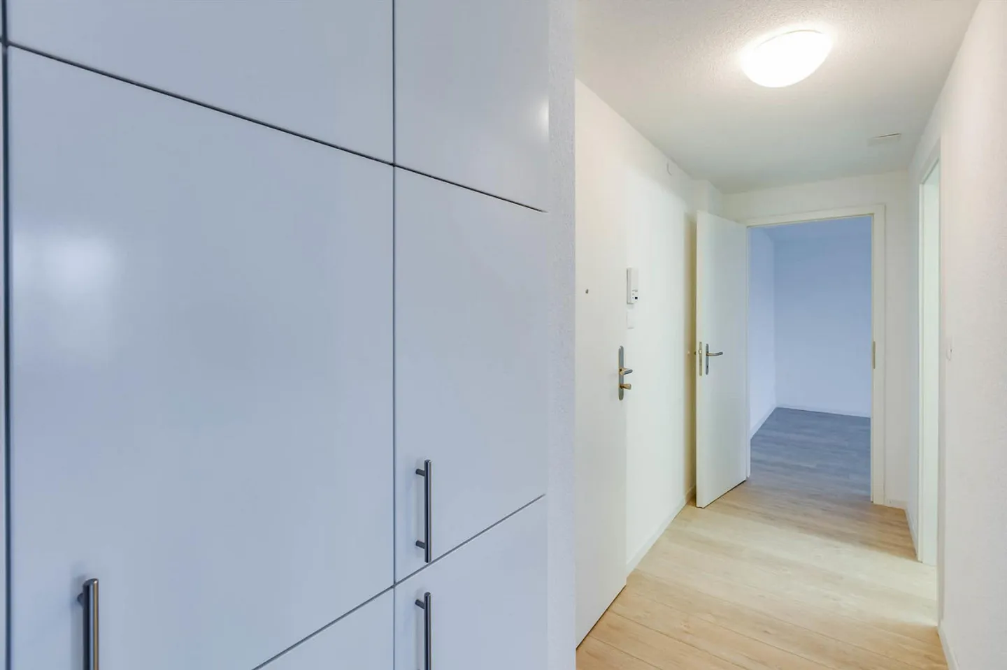 Appartamento singolo ultramoderno in una posizione vantaggiosa - Foto 6 di 8