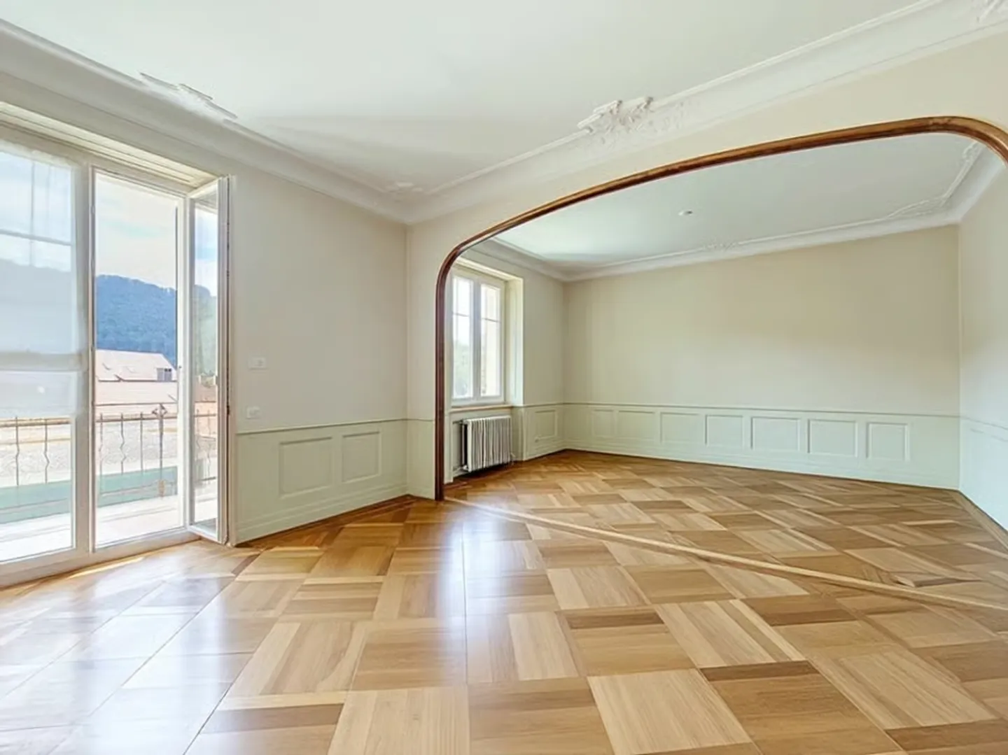 Im Zentrum mit Garage und großem Wohnzimmer - Foto 3 von 13