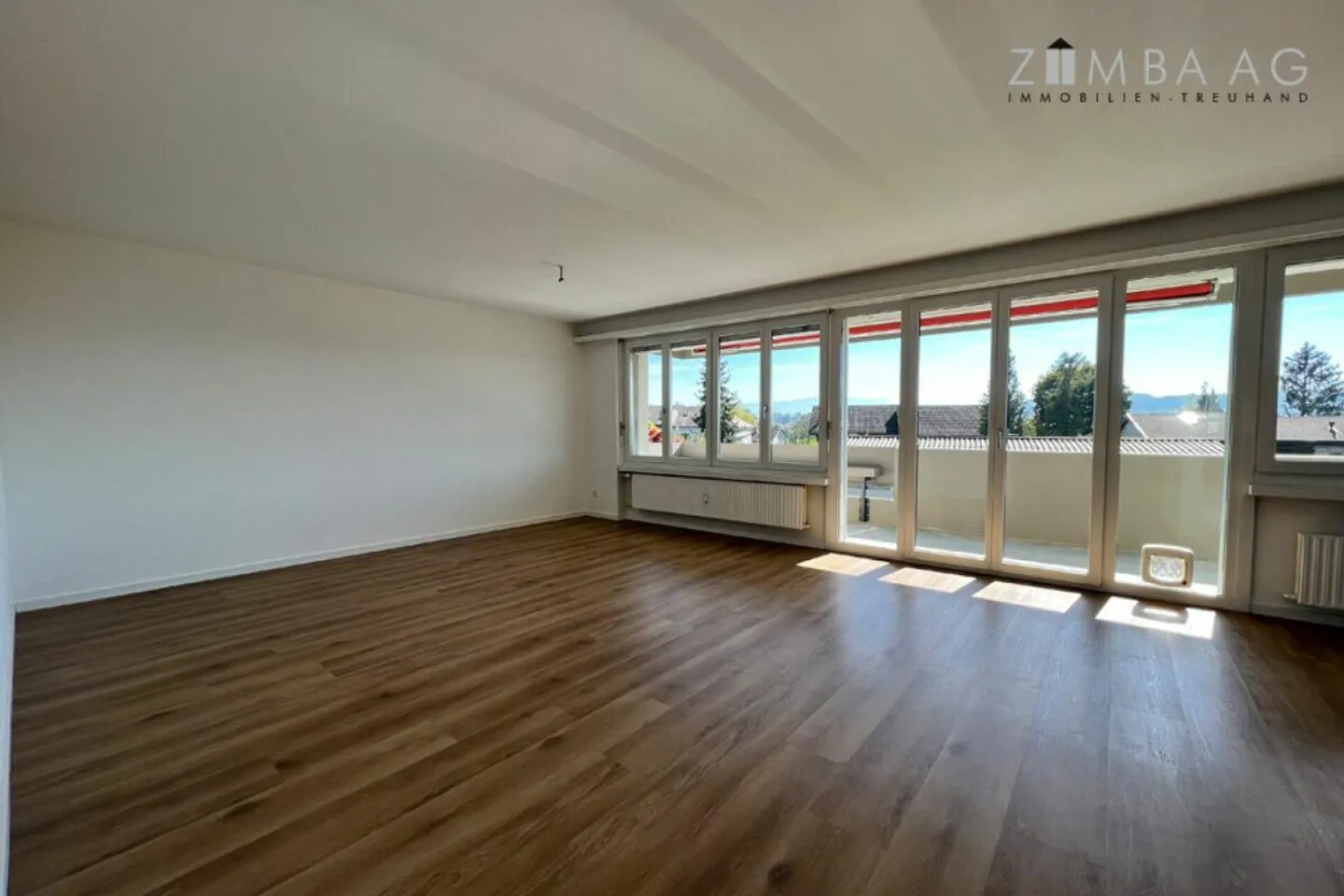 Spacious, very quiet location, lots of sun, large balcony, washer/dryer - Photo 11 of 22
