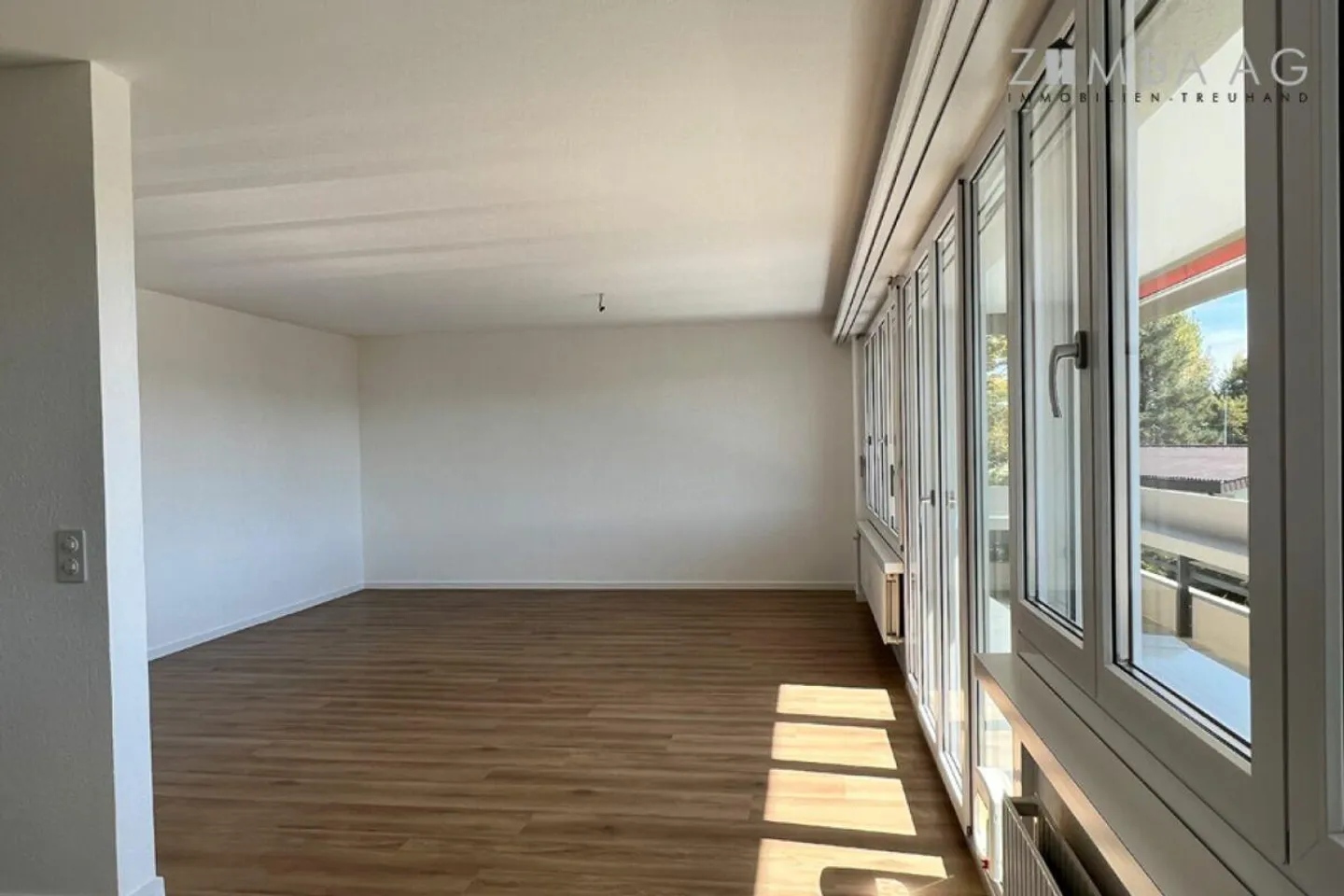 Spacious, very quiet location, lots of sun, large balcony, washer/dryer - Photo 14 of 22