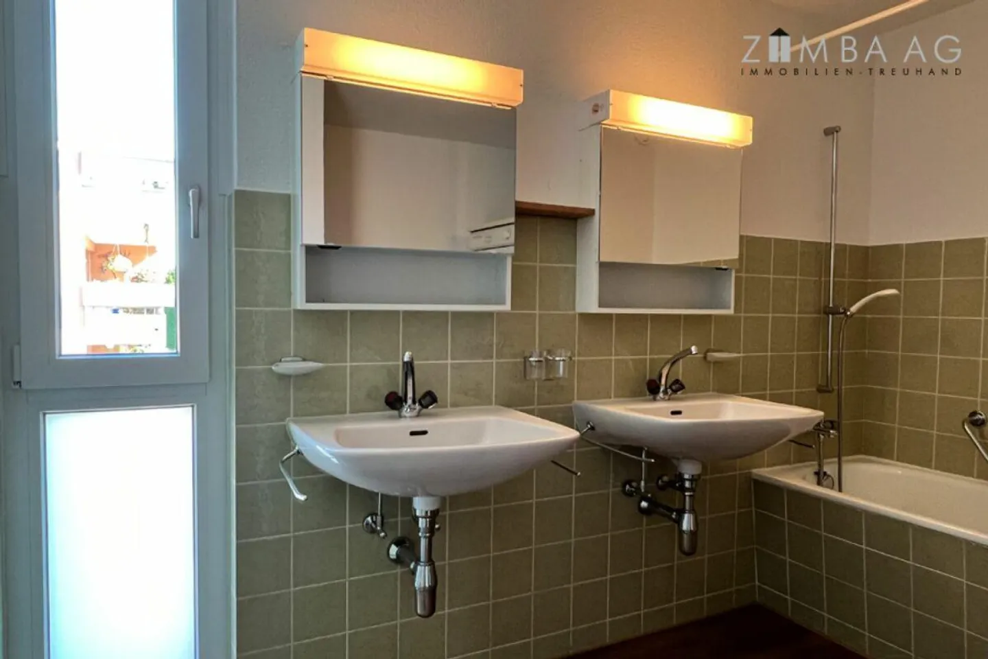 Spacious, very quiet location, lots of sun, large balcony, washer/dryer - Photo 19 of 22