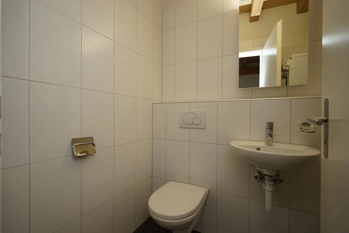 Esperienza abitativa unica: Maisonette luminosa di 4 ½ stanze con terrazza - Foto 10 di 28