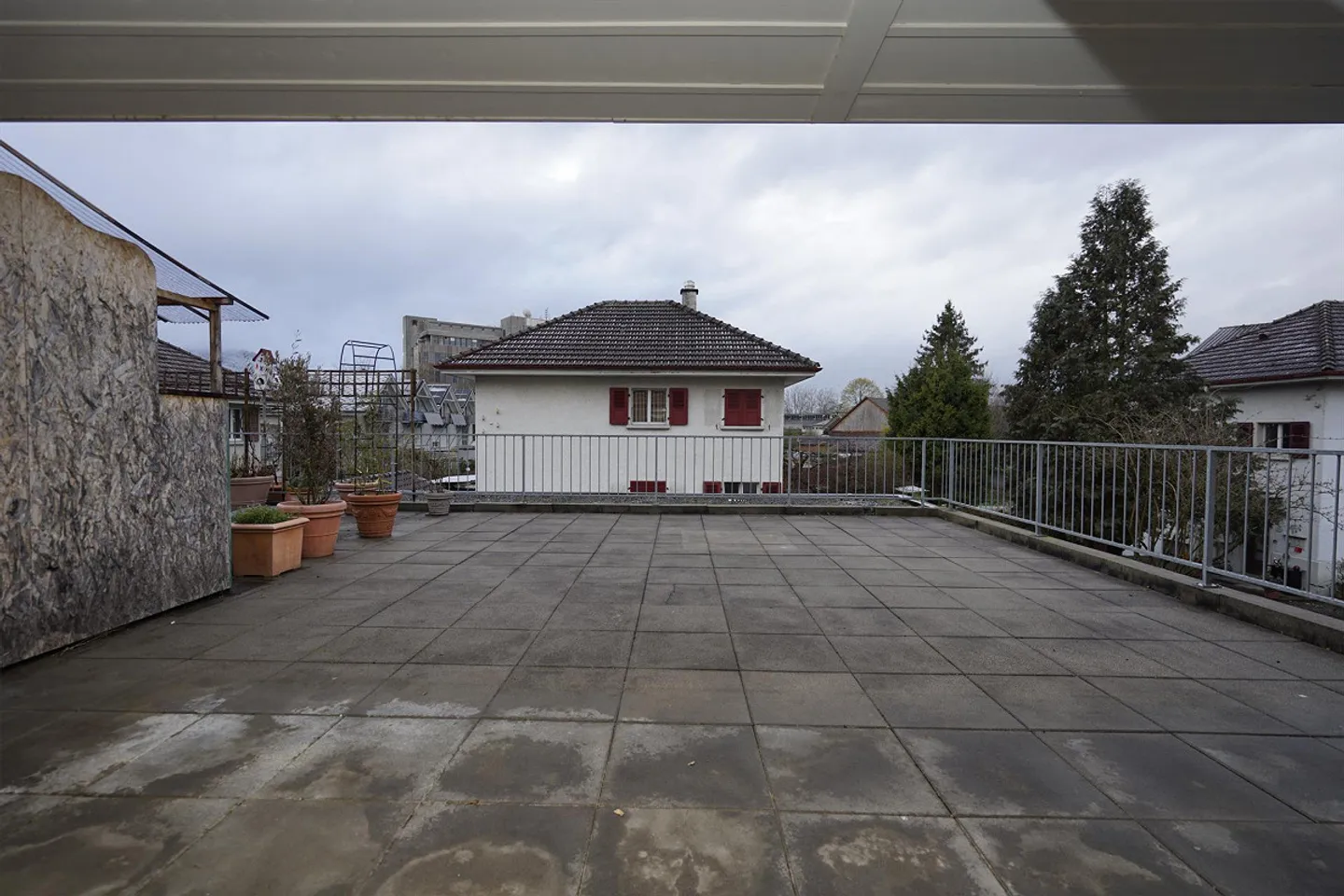 Esperienza abitativa unica: Maisonette luminosa di 4 ½ stanze con terrazza - Foto 26 di 28