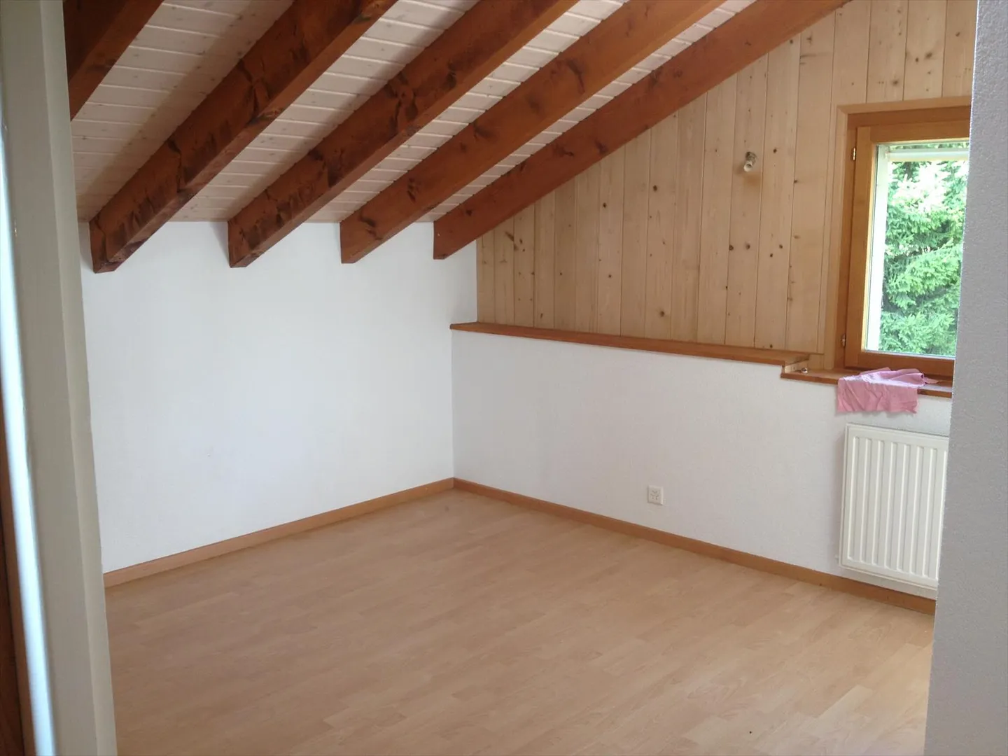 Triplex ingrandito con 4 camere - Foto 5 di 16