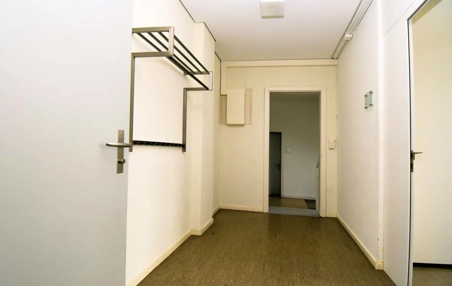 Espace commercial pour votre vision - central et calme ! - Photo 11 sur 16