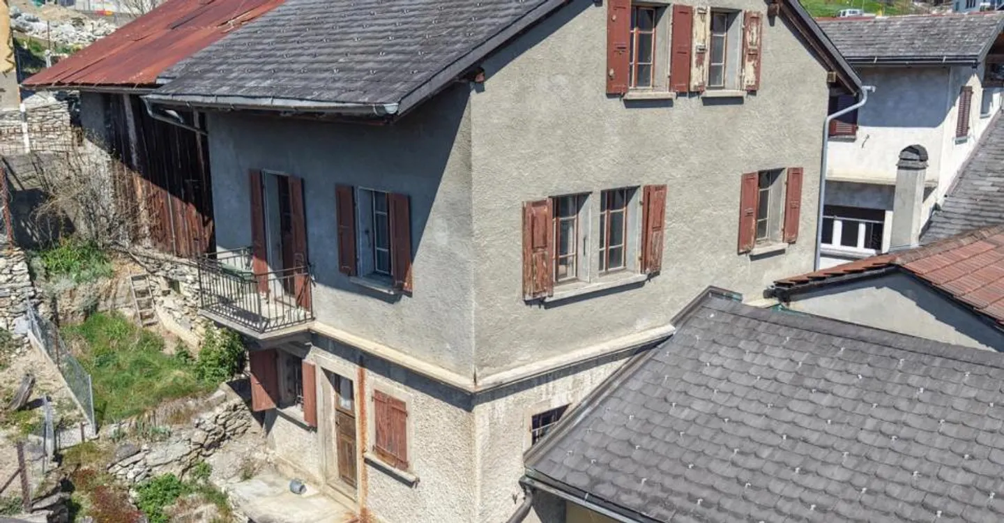 Charmante maison de village à Savièse - Photo 1 sur 12