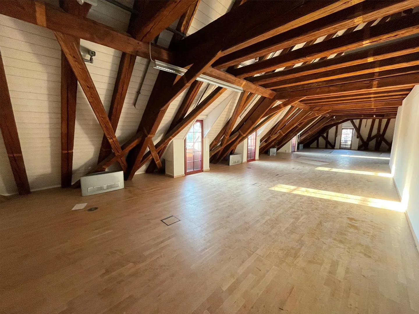 Arbeiten im historischen Güterhof am Rhein - Foto 2 von 10