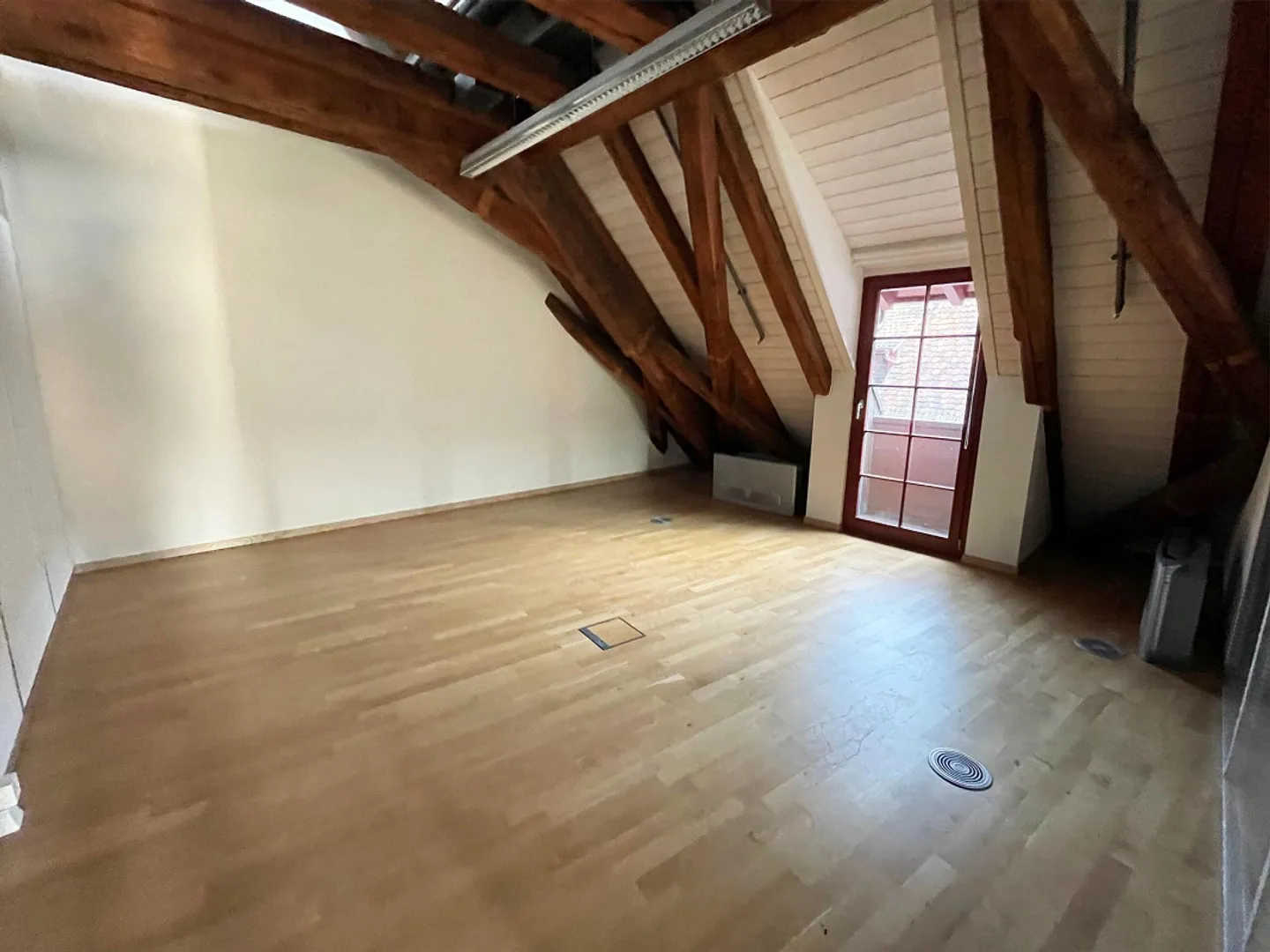 Arbeiten im historischen Güterhof am Rhein - Foto 3 von 10