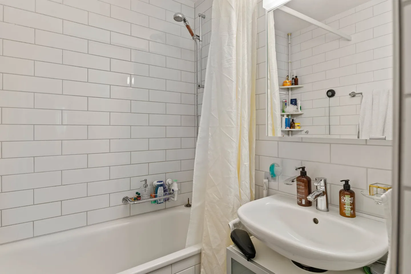 Appartamento luminoso 3.5 locali - Foto 3 di 7